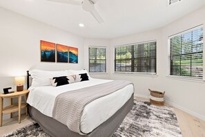 4 bedrooms, iron/ironing board, travel crib, WiFi (free)