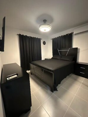 2 bedrooms, free WiFi, bed sheets - Cozzy Apartment Torre Jacobo Majluta. (Villa Mella)