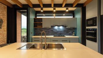 Villa, balcón | Cocina privada