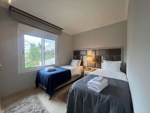 Iron/ironing board, WiFi, bed sheets - Aloha Hills Club 4 | Pools Terrace Rooftop (Marbella)