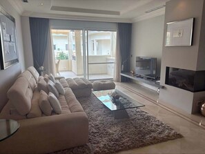 Living area - Aloha Hills Club 4 | Pools Terrace Rooftop (Marbella)