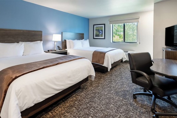 Bedroom. Interior and views may vary based on location and availability.