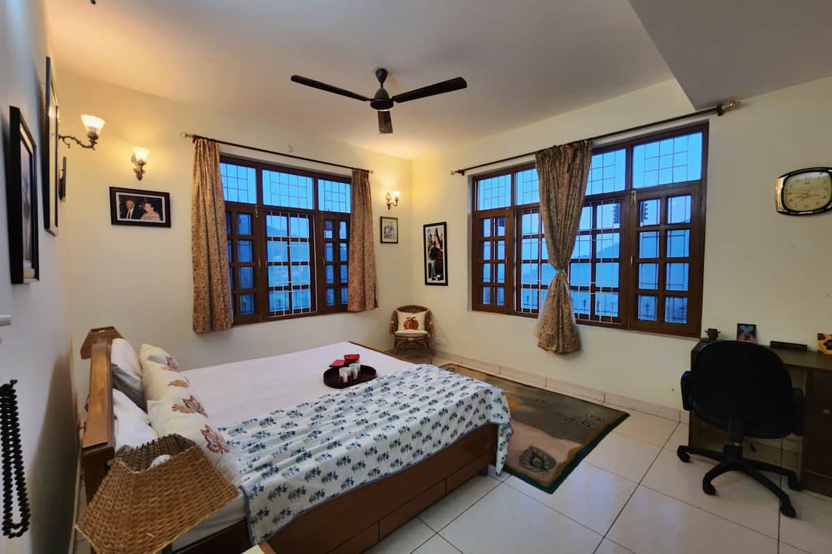 Elite Room, Balcony, Mountain View | Free WiFi