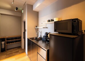 Fridge, microwave, cookware/dishes/utensils