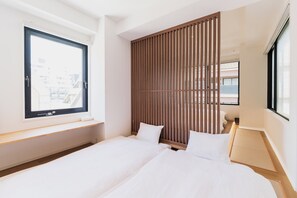 2 habitaciones, escritorio, wifi gratis y ropa de cama 