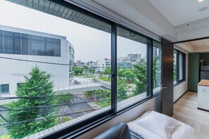 2 bedrooms, desk, free WiFi, bed sheets