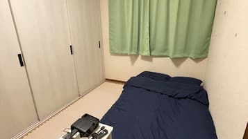 3 室のベッドルーム、デスク、アイロン / アイロン台、WiFi (無料)