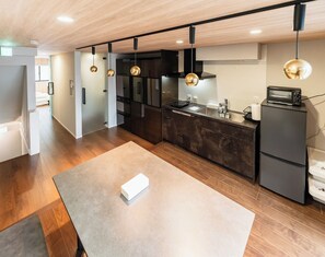 Fridge, microwave, cookware/dishes/utensils