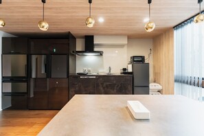 Fridge, microwave, cookware/dishes/utensils