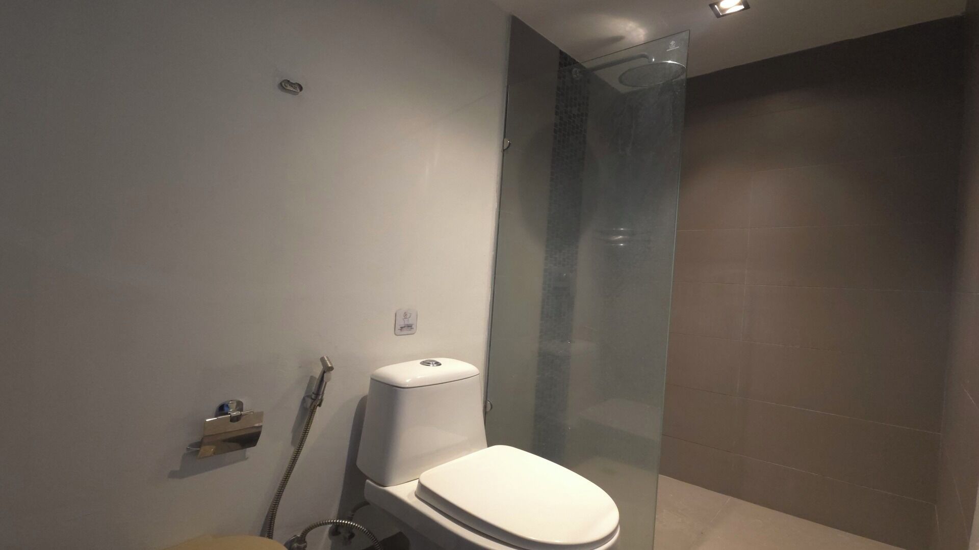 Apartment, Balcony, City View | Bathroom | Shower, hair dryer, towels, toilet paper