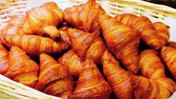 Alimentos y bebidas