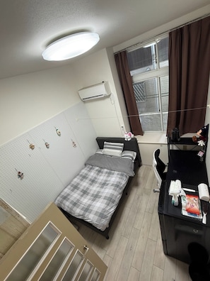 1 bedroom, desk, iron/ironing board, free WiFi
