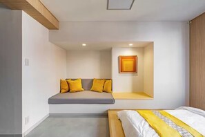 2 bedrooms, desk, free WiFi, bed sheets