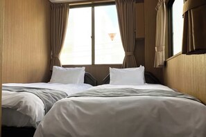 2 bedrooms, desk, free WiFi, bed sheets