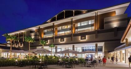 Located in the centralsouthern part of Okinawas / Uruma Okinawa