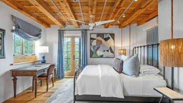 4 多间卧室、熨斗/熨衣板、WiFi、床单