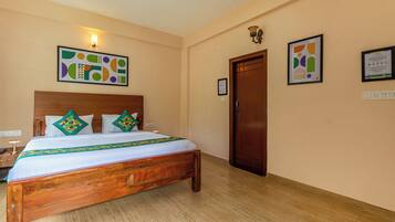 Standard Double Room | Iron/ironing board