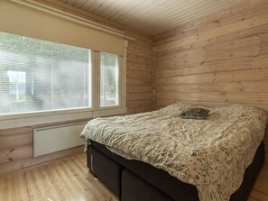 3 bedrooms, Internet