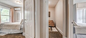 Chic Midtown Apartment Near Zoo, Park and Museums