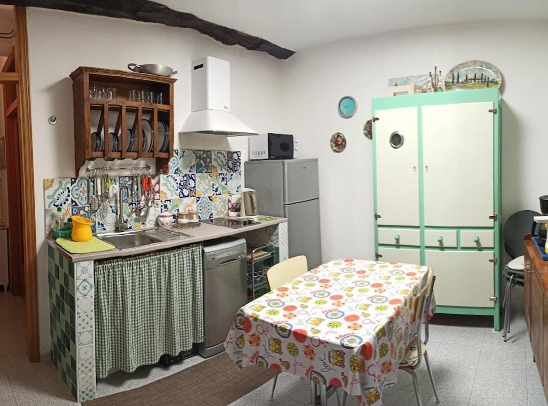 Apartment, 1 Bedroom, Smoking, Patio | Dining room