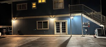 Charming 2 bedroom/bath & much more ground level in Kealakekua