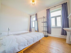 5 bedrooms, Internet