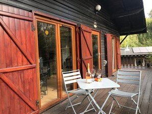 Outdoor dining - Cosy cabin full of charm and simplicity (Rendeux)