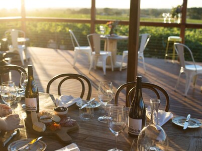 Seabrook Vineyard Retreat