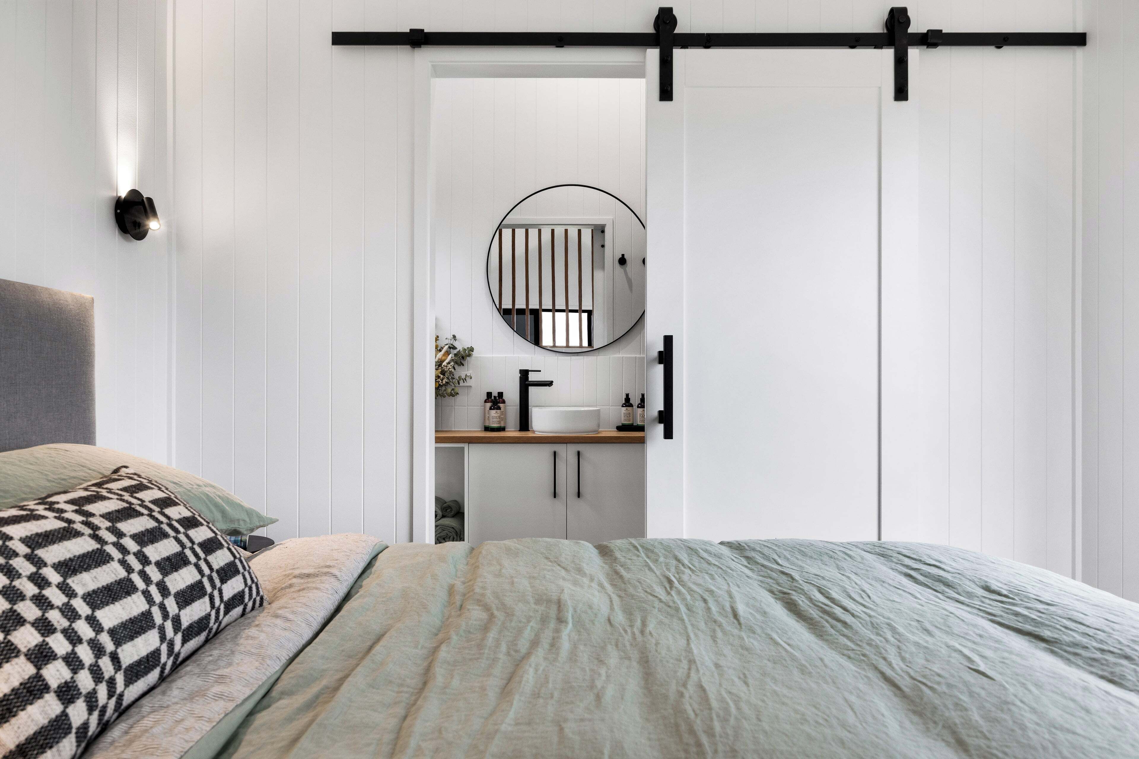 Premium bedding, bed sheets