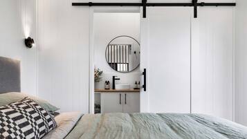 Premium bedding, bed sheets