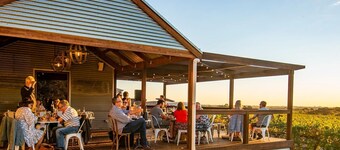 Seabrook Vineyard Retreat