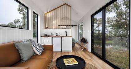 Seabrook Vineyard Retreat