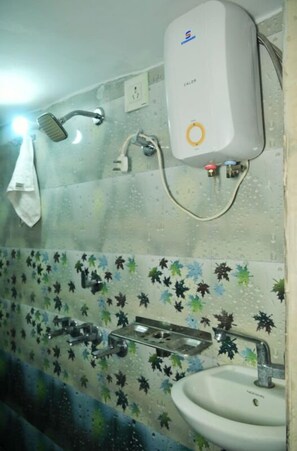 Kamar Double Deluks | Kamar mandi