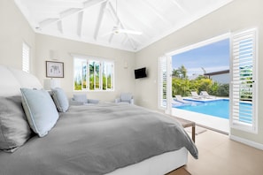 4 bedrooms, iron/ironing board, free WiFi, bed sheets - SeaSwept Villa Spacious modern luxury 4bdrm white sand beach in Charming Jamaica (Trelawny)