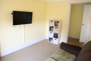 Leilighet | Oppholdsområde | TV