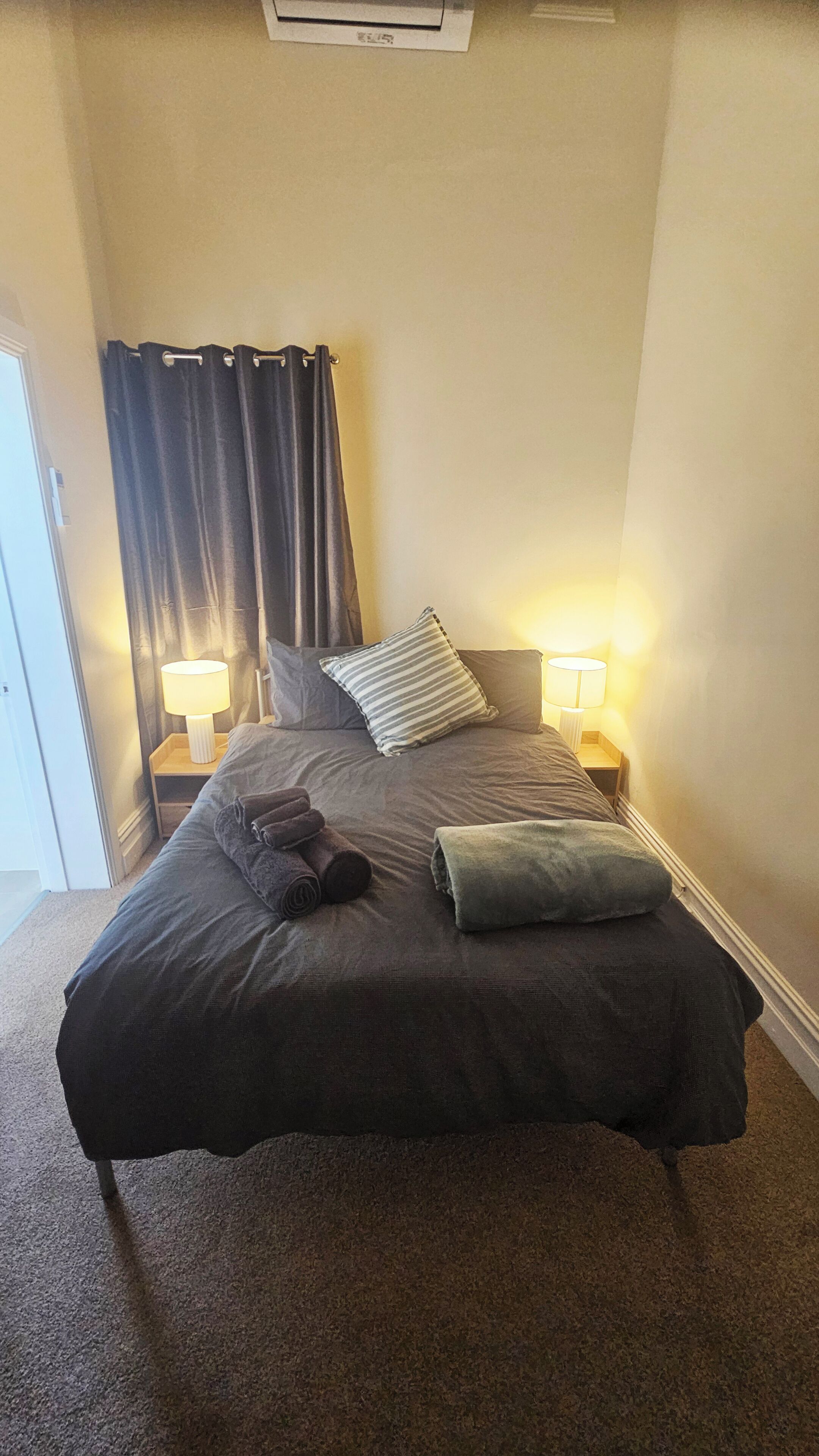 基本雙人房, 1 張標準雙人床 | 熨斗/熨衣板、免費無線上網、床單