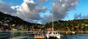 Nerv's Island House- 1BR/ 1BTH apartment w/Loft in Vieux Fort near UVF airport