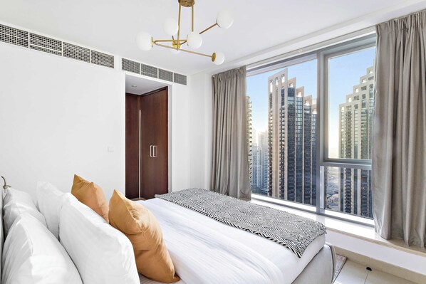 1 bedroom, desk, iron/ironing board, WiFi