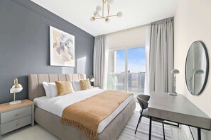 1 habitación, escritorio, tabla de planchar con plancha y wifi 