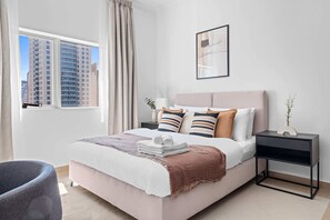 1 bedroom, desk, iron/ironing board, WiFi