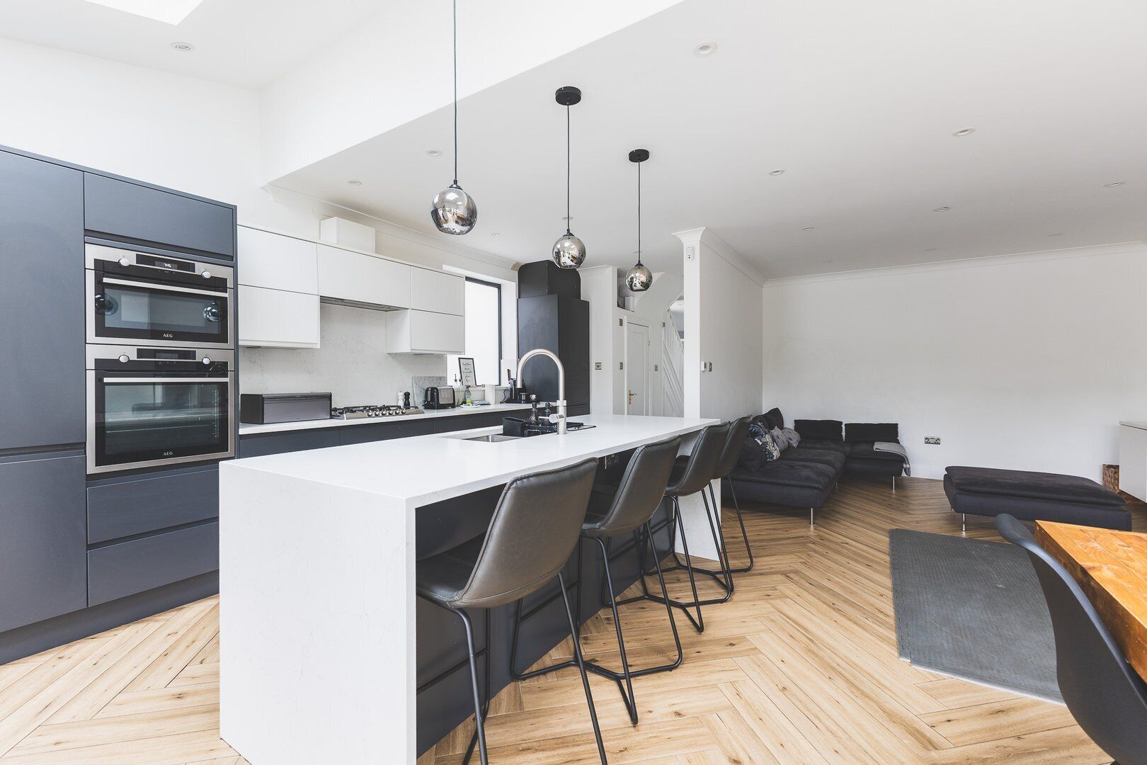 Fridge, microwave, dishwasher, toaster