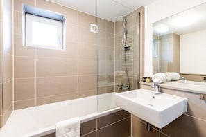 Douche, séchoir à cheveux