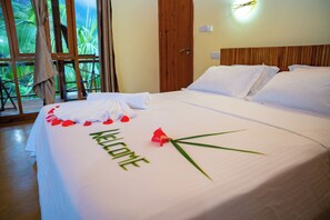 2 bedrooms, iron/ironing board, WiFi, bed sheets - Villa vanilla Room 1 (Victoria)