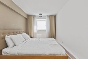 2 soverom og strykejern/-brett