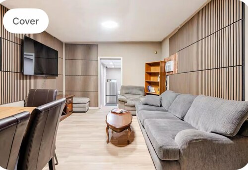 Cozy 1BR apartment near VIA RAIL London