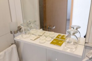 Classic-Apartment, 2 Schlafzimmer | Badezimmerausstattung | Dusche, Haartrockner