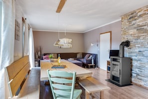 Comfort Chalet, 2 Bedrooms | Living room | Fireplace - Chalet in Leogang Near Ski Slopes (Leogang)