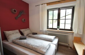 9 bedrooms, individually furnished, bed sheets