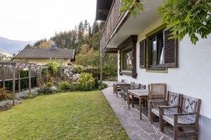 Deluxe-Chalet, 2 Schlafzimmer | Außenbereich
