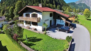 Classic-Chalet, Mehrere Schlafzimmer | Außenbereich